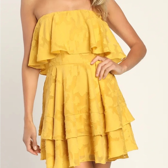 Lulus True Lover Mustard Yellow Burnout Floral Strapless Mini Dress Womens M NWT - Picture 4 of 10